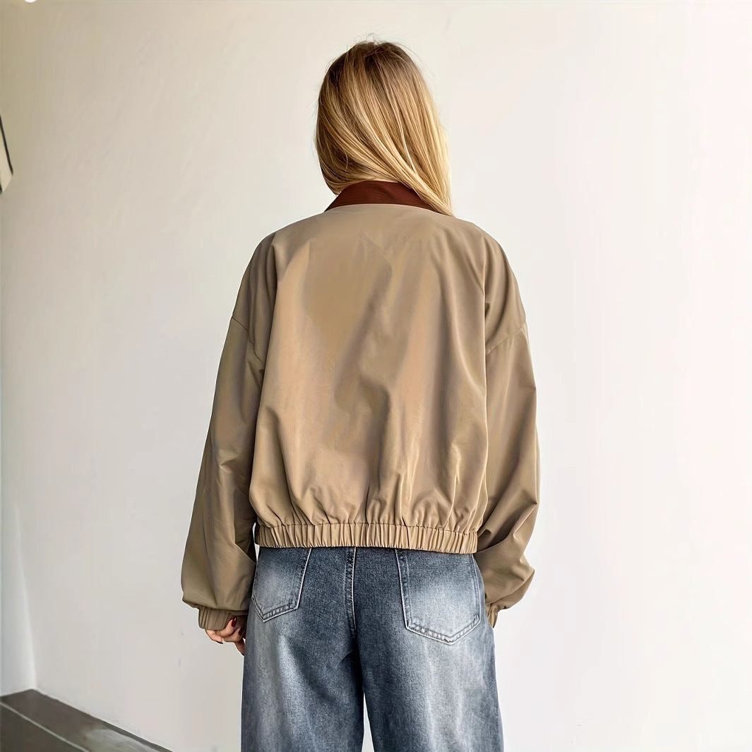 Casual short jacket for women with oversized cut and contrasting collar Lune London