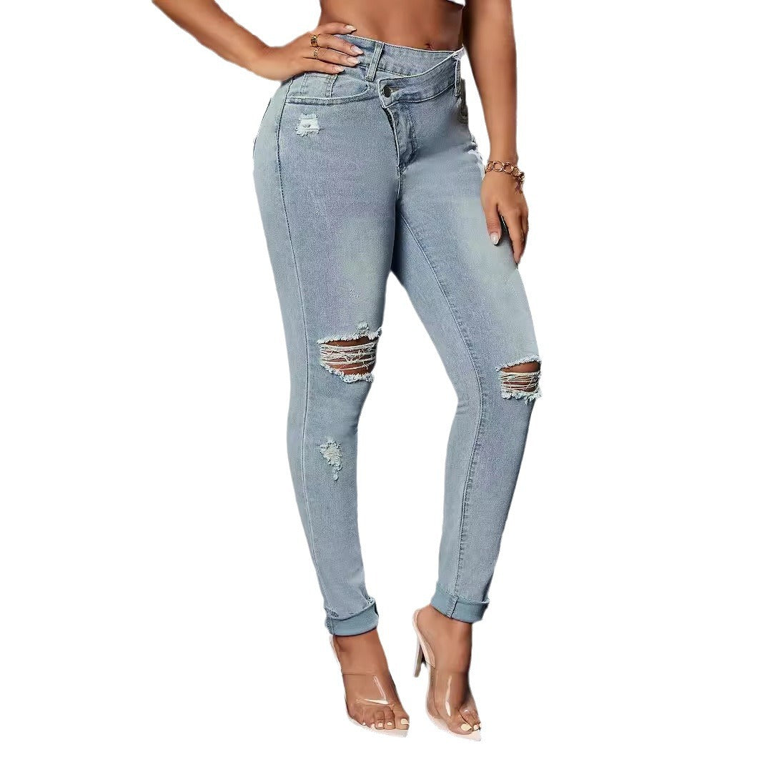 Ladies Slim Fit Jeans in modern used look with trendy rips Lune London