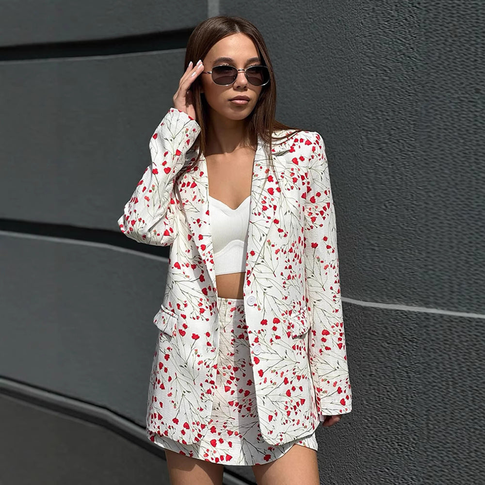 Women Floral Blazer and Mini Skirt Set made of textured Cotton Blend Amarae