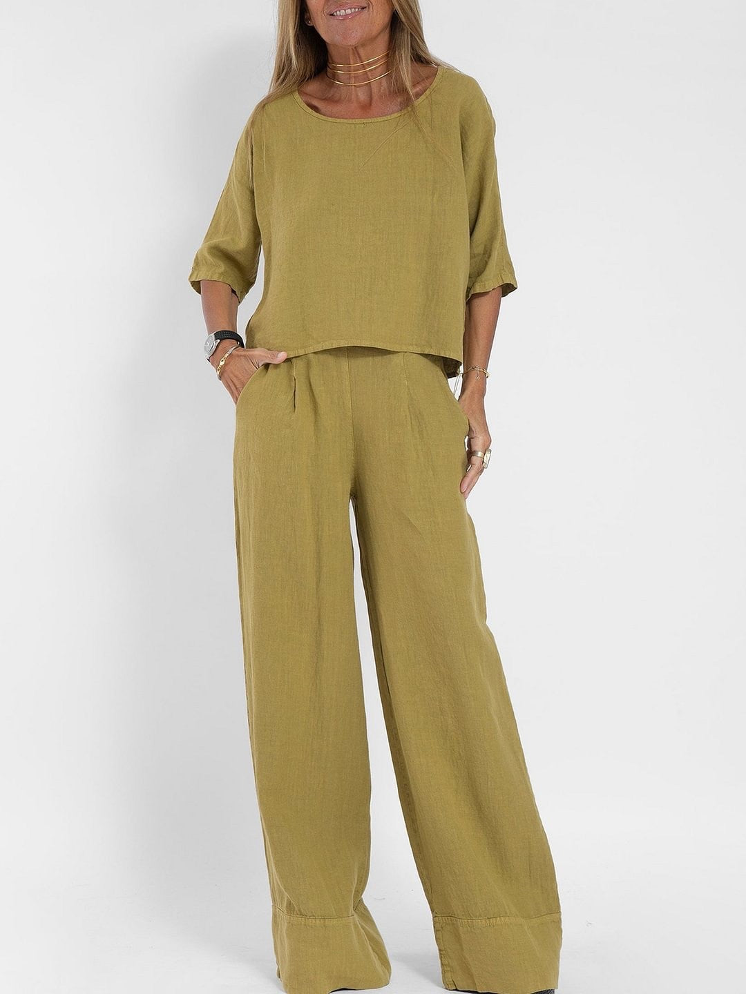 Lune London linen casual set for women with a loose top and palazzo pants