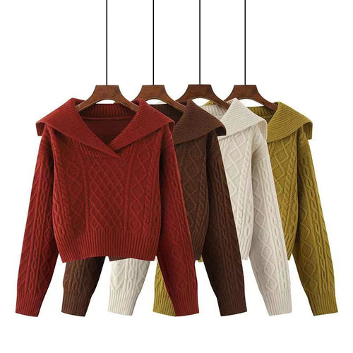 Knit sweater for women with wide collar and sophisticated twisted pattern Amarae