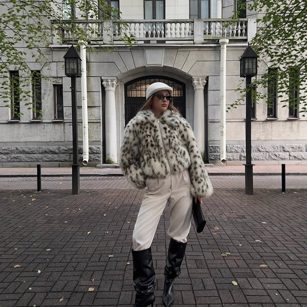 Women’s Short Bomber Jacket made of Faux Fur with Dalmatian Pattern and Stand-Up Collar Amarae