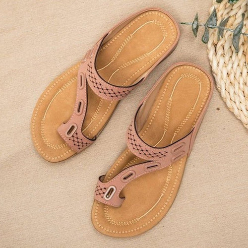 Comfortable strap sandals for women with special straps and a comfortable insole Amarae