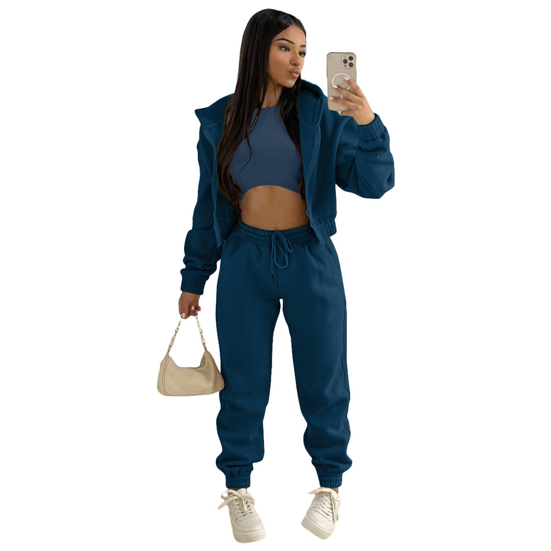 Ladies elegant sports set with a casual hoodie and elastic belt elements Lune London