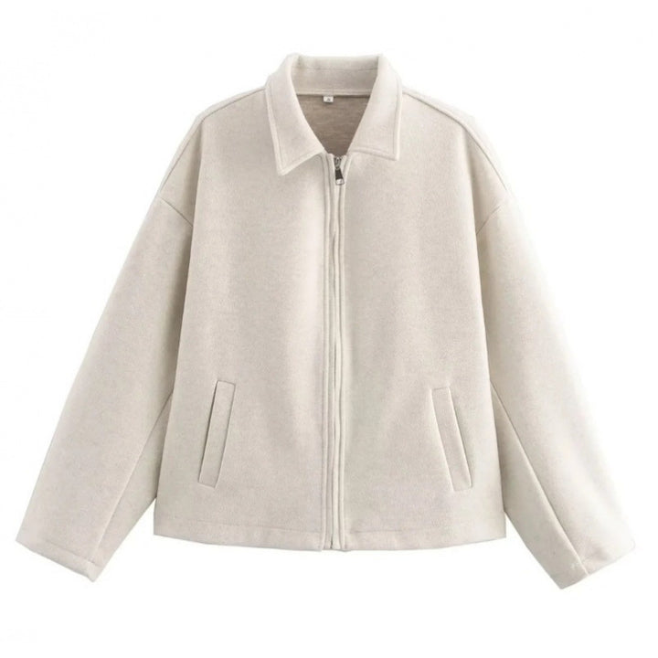 Trendy short jacket for women in a casual oversized style with elegant details Lune London