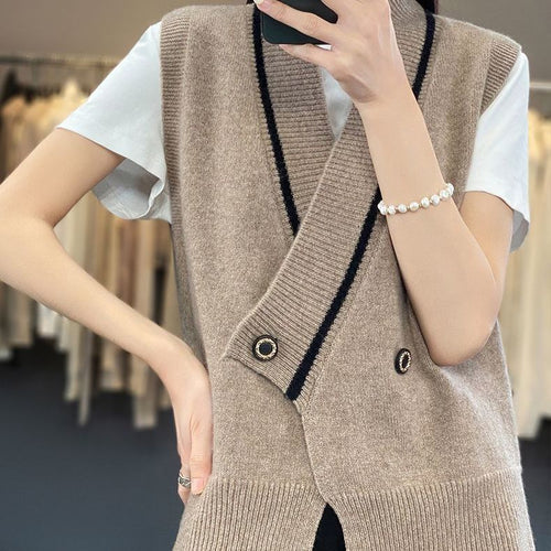 Gilet tricoté à la mode pour femmes avec double bouton Chic & Stil