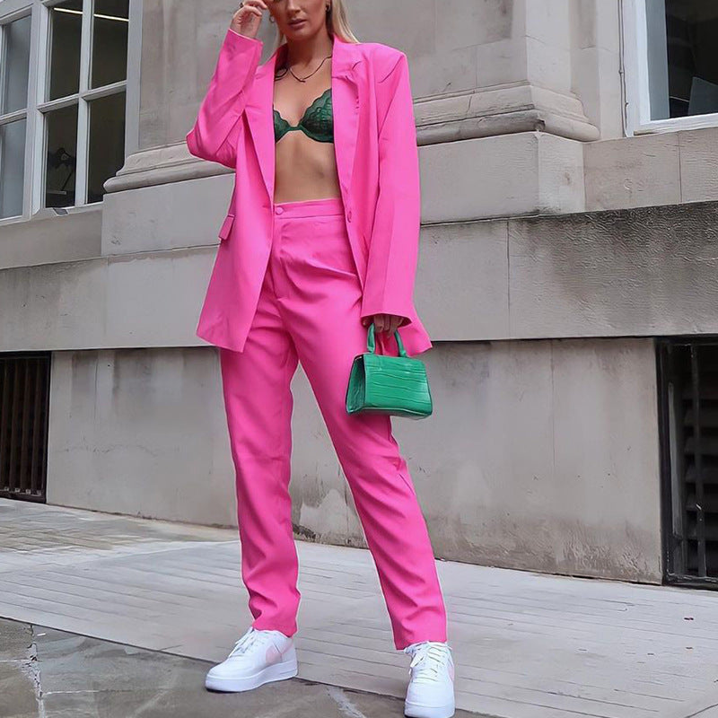 Oversized women's suit with an elegant cut Lune London