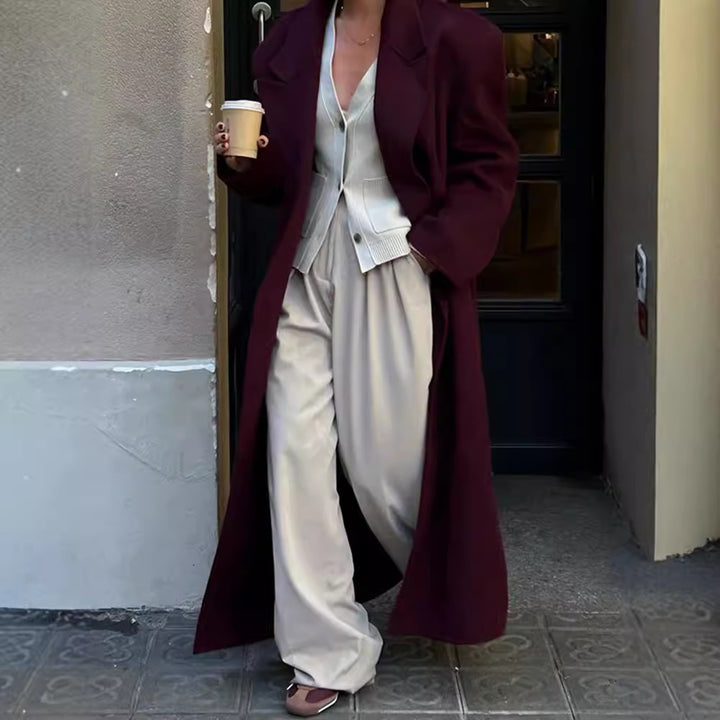 Ladies elegant wool coat with double-breasted design Lune London