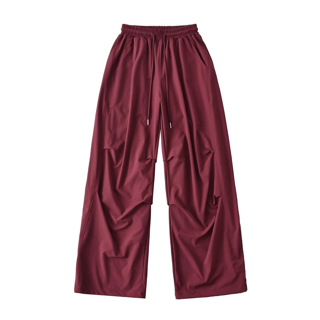 Loose casual pants for women with elastic waist and practical side pockets Lune London
