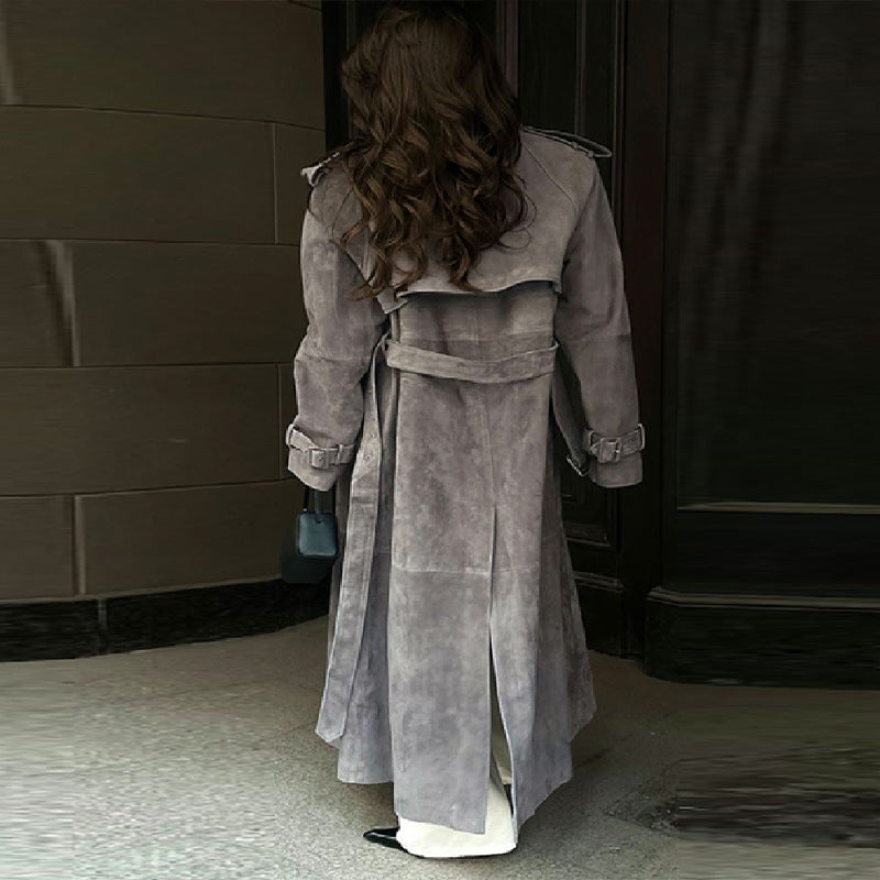 Ladies Elegant Suede Trench Coat with Wide Collar and Practical Pockets Lune London