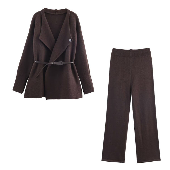 Elegant knitted set for women with fitted blazer and wide leg pants Lune London
