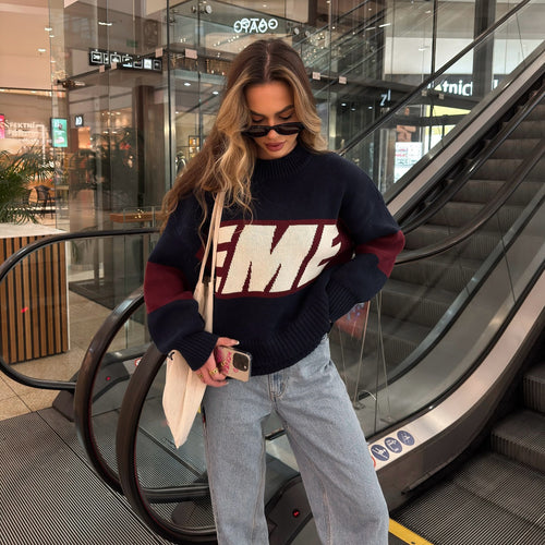 Sporty knitted sweater for women with creative graphic design and loose fit Amarae