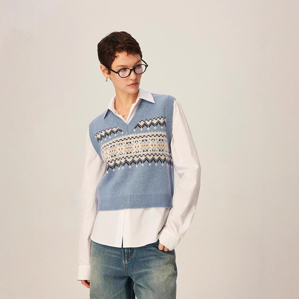 Pull en maille à la mode pour femmes avec décolleté en V et motif géométrique Chic & Stil