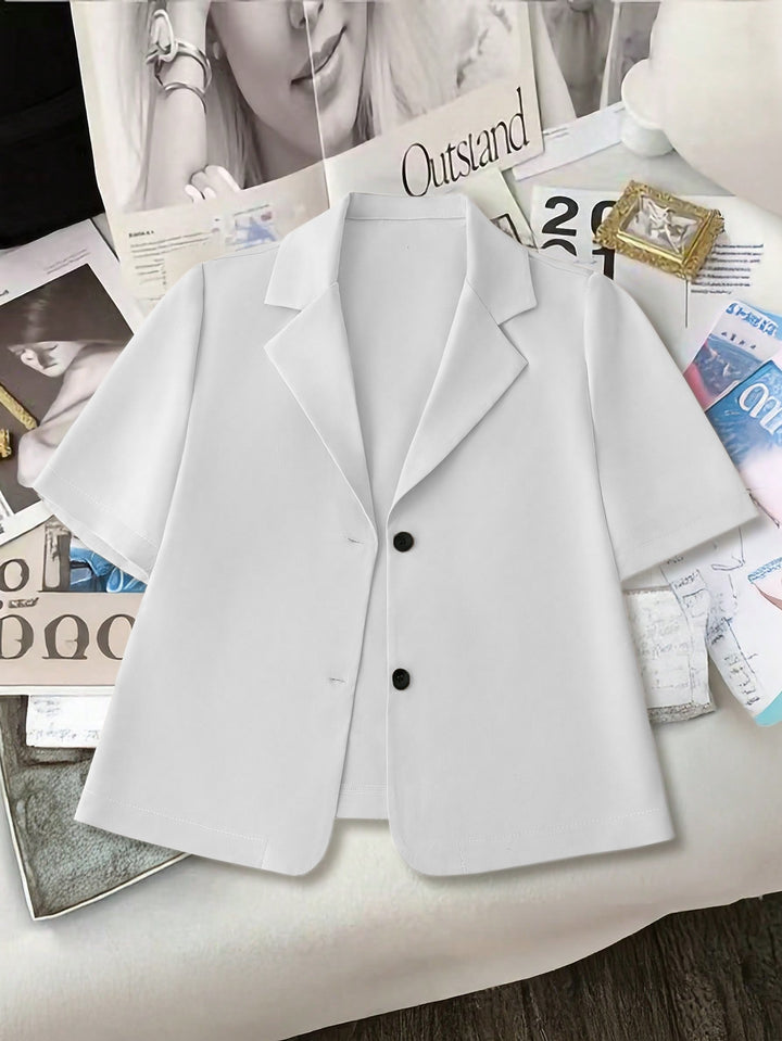 Short sleeve blazer jacket for women in lightweight material Lune London