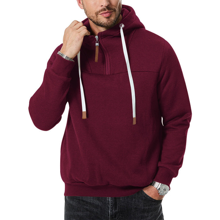 Trendy hooded sweatshirt for men with zip and practical kangaroo pockets Lune London