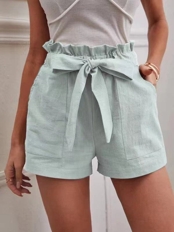 Fitted women's shorts with tie and practical pockets Lune London