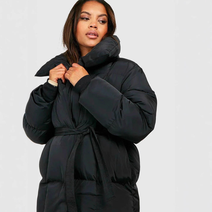 Veste matelassée tendance pour femmes avec large col et ceinture à la taille Lune London
