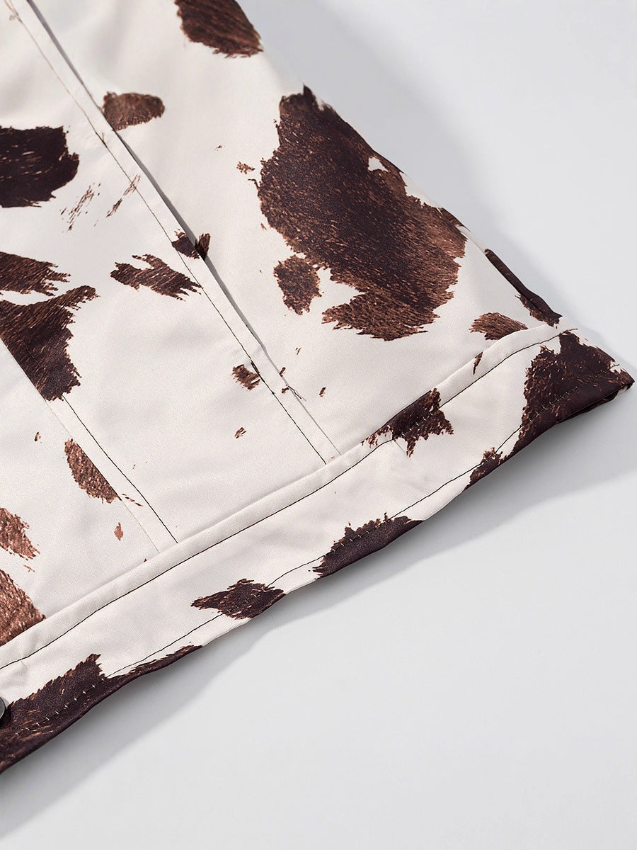 Casual denim jacket for women with a modern design in cow print Lune London