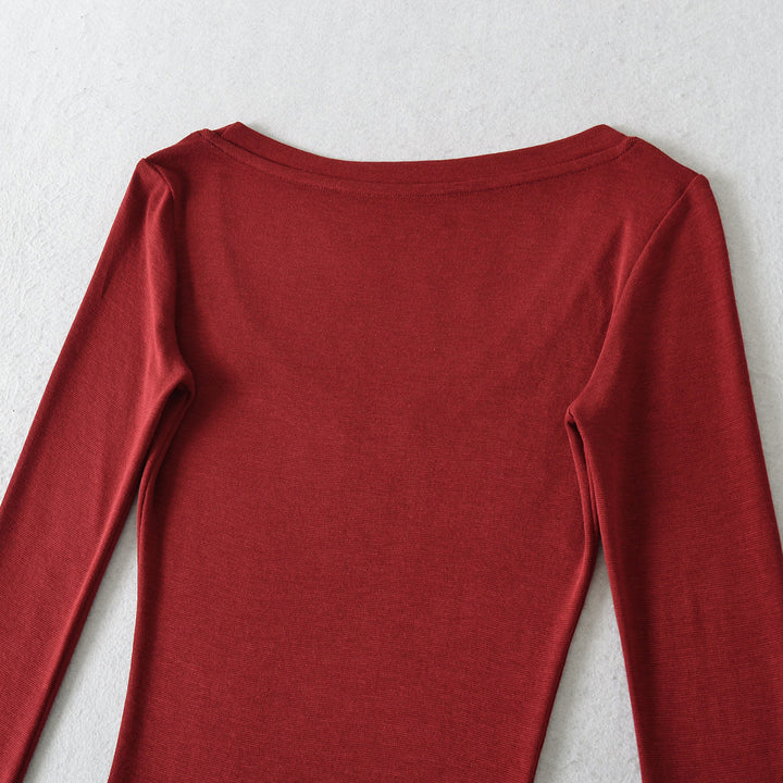 Long sleeve blouse for women with an elegant round collar and a fitted cut Lune London