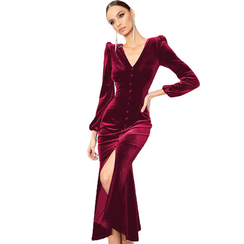 Maxi velvet dress for women with central button closure and side slit Lune London