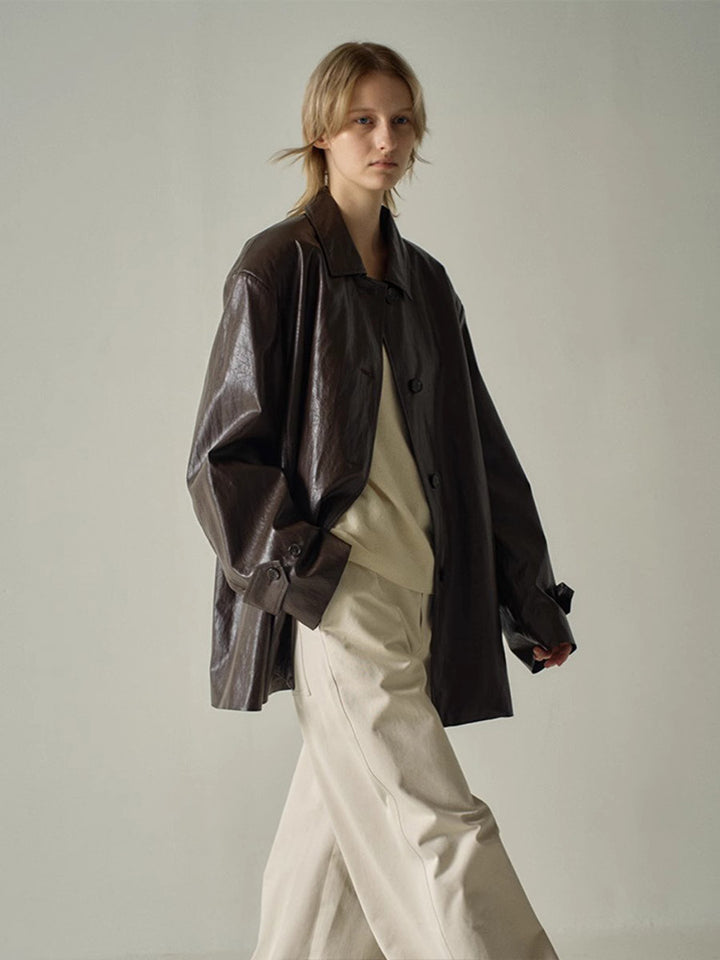 Veste en faux cuir à la mode pour femmes avec coupe surdimensionnée Chic & Stil