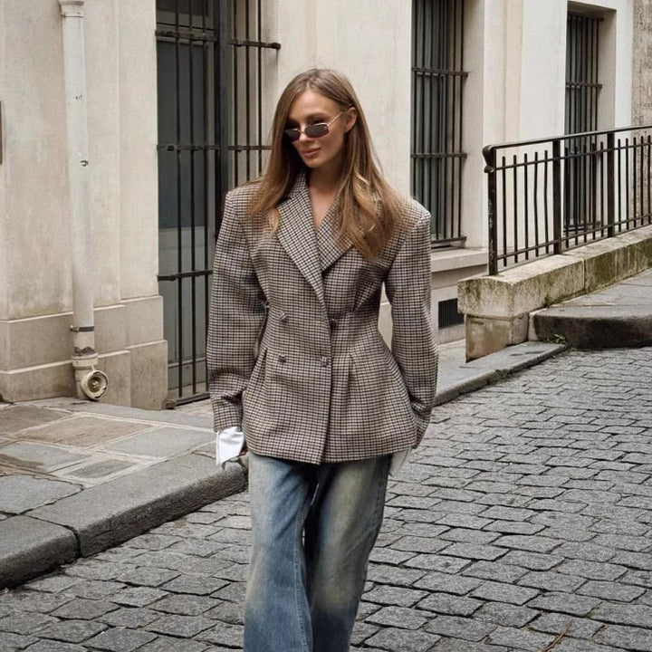 Veste à carreaux surdimensionnée pour femmes avec fermeture à double boutonnage Chic & Stil