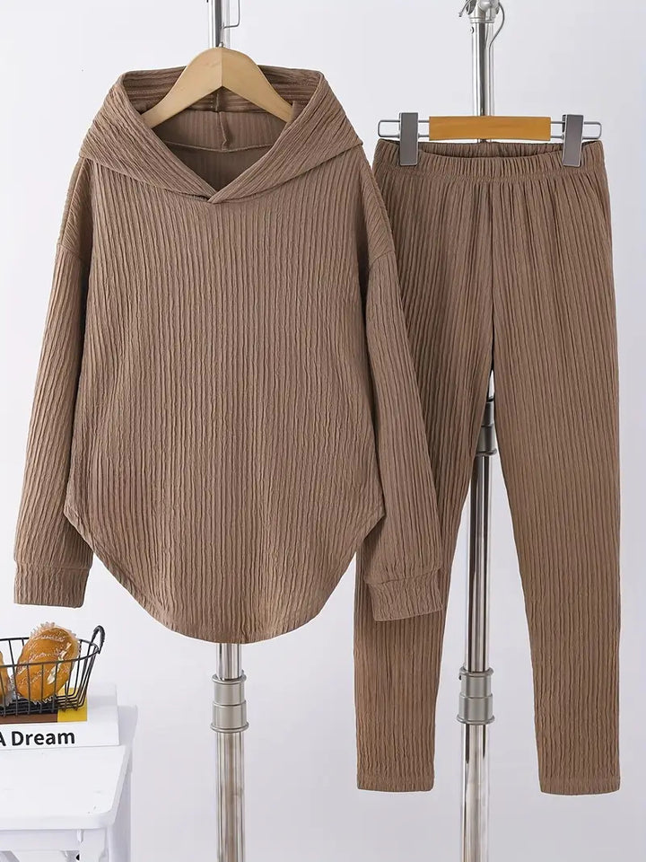 Lune London textured design casual sweatshirt and pants set for women