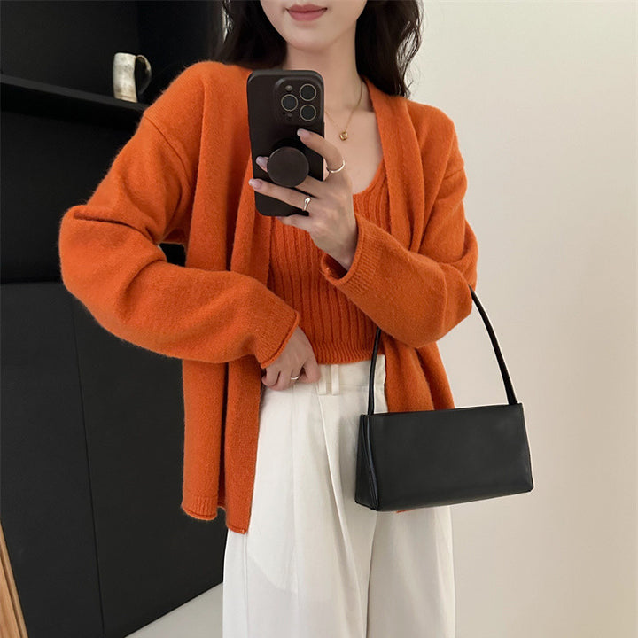 Cardigan pour femmes avec une coupe décontractée et un matériau doux Chic & Stil
