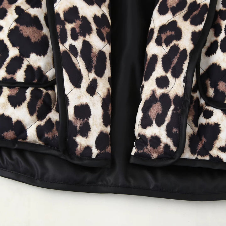 Women's Padded Kimono Jacket with Leopard Print, Oversized Cut and Patch Pockets Amarae