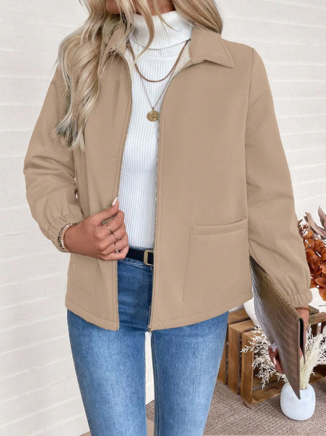 Women’s leisure jacket with front zipper and practical pockets Lune London