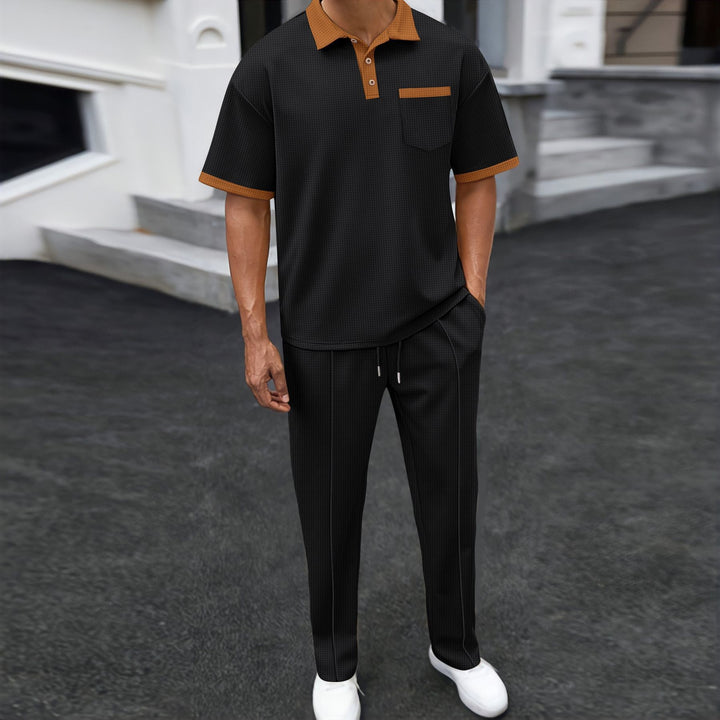 Casual men's outfit with breathable fabric and functional pockets Lune London