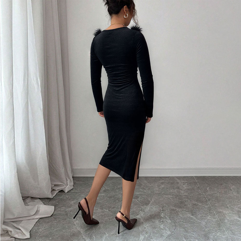 Robe midi pour femme avec décoration en plumes élégante et fente sur le côté Chic & Stil