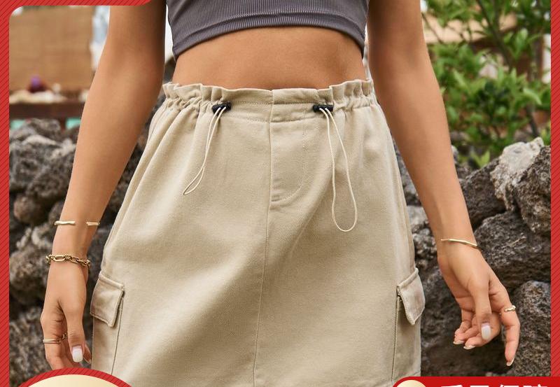 Women's cargo skirt with side pockets and adjustable waist Lune London