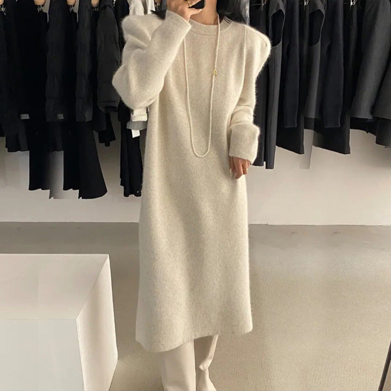 Elegant knitted dress for women with puff sleeves and a round neckline Lune London