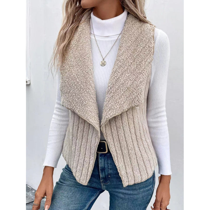 Ladies Comfortable Fleece Jacket with Asymmetrical Collar and Casual Cut Lune London