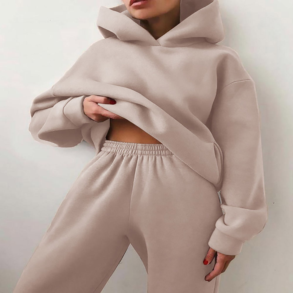 Chic and Stylish comfortable hoodie and jogging pants set for ladies