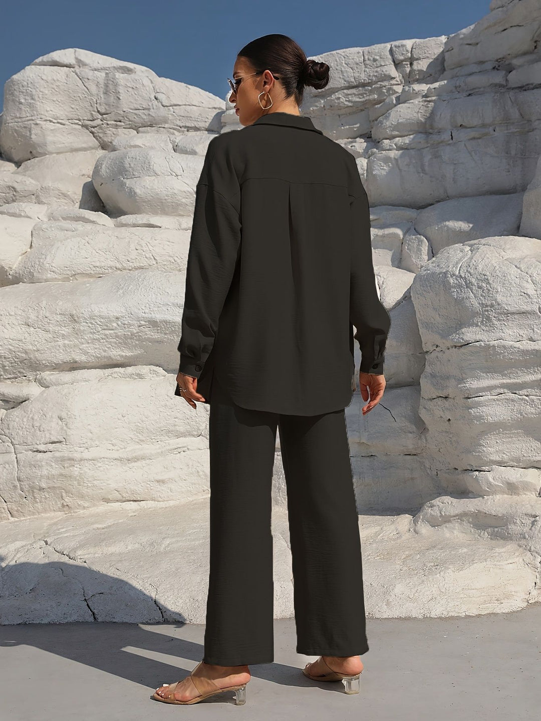 Casual set for women with loose shirt and wide pants Lune London