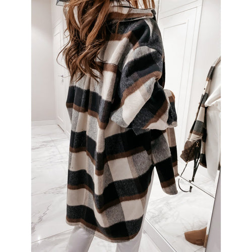 Oversized checked jacket for women with a soft fleece feel and a relaxed fit Amarae