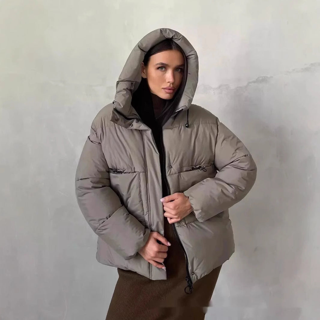 Sporty winter jacket for women with high collar and practical pockets Lune London