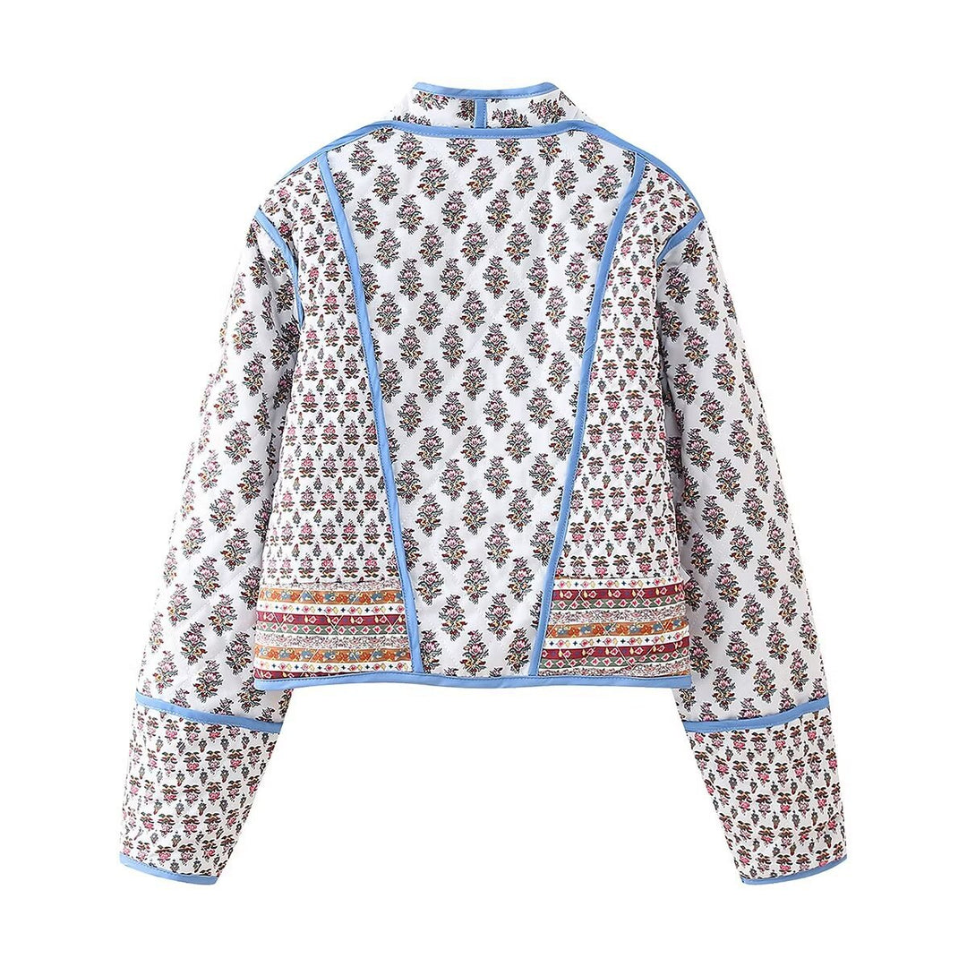 Fashionable women's cropped jacket with a floral design and elegant button details Lune London