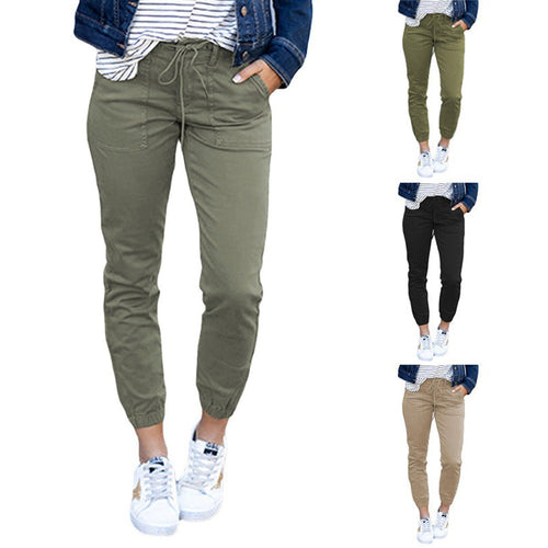 Comfortable cargo pants for women with elastic waist and practical pockets Amarae