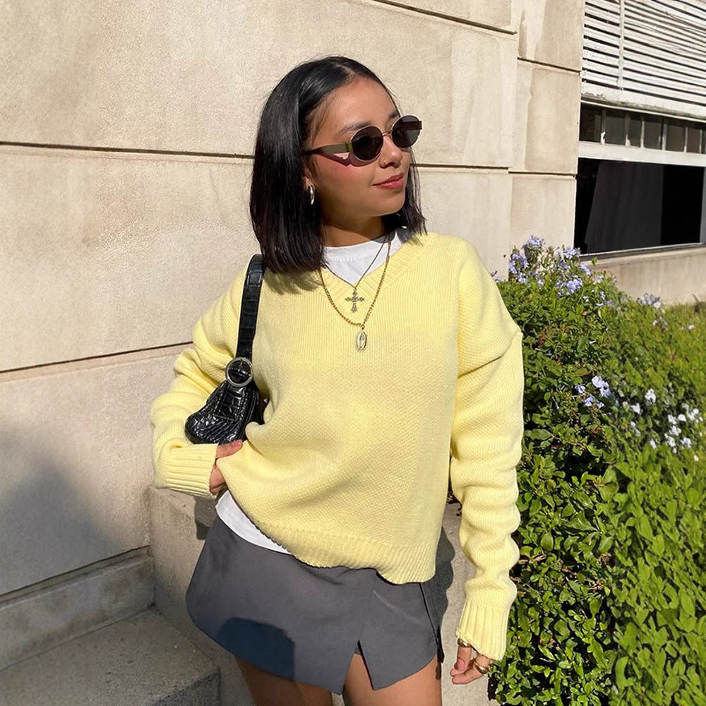 Women Oversize V-Neck Fine Knit Sweater with Structured Stitch Look and Ribbed Cuffs Amarae