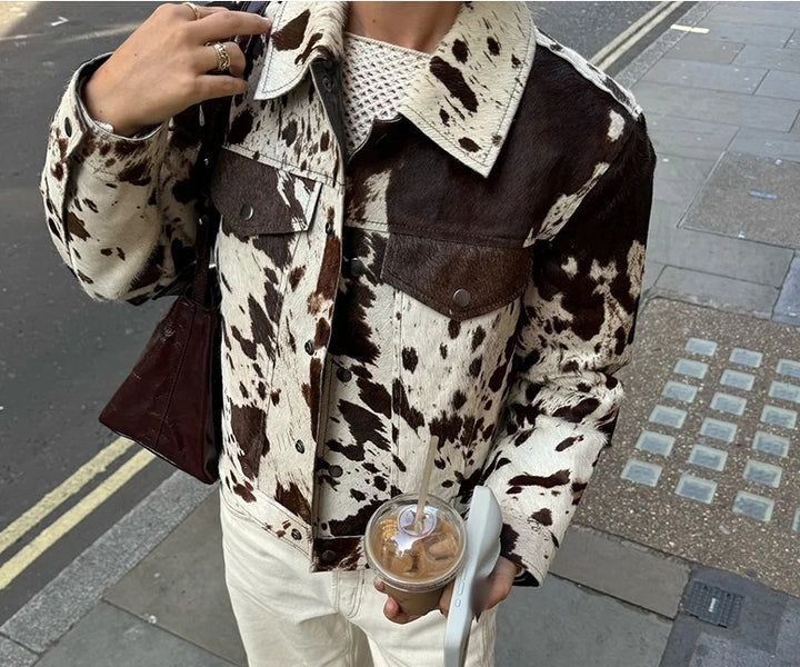 Ladies short trucker jacket in cowhide look with patch breast pockets and contrasting shoulder yoke Amarae