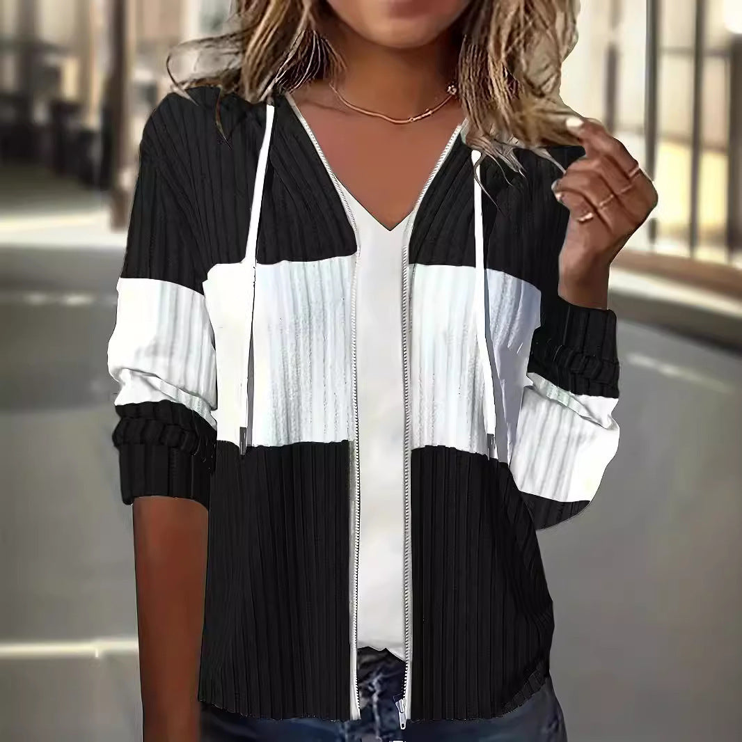 Leisure jacket for women with textured ribbed pattern and hood Lune London