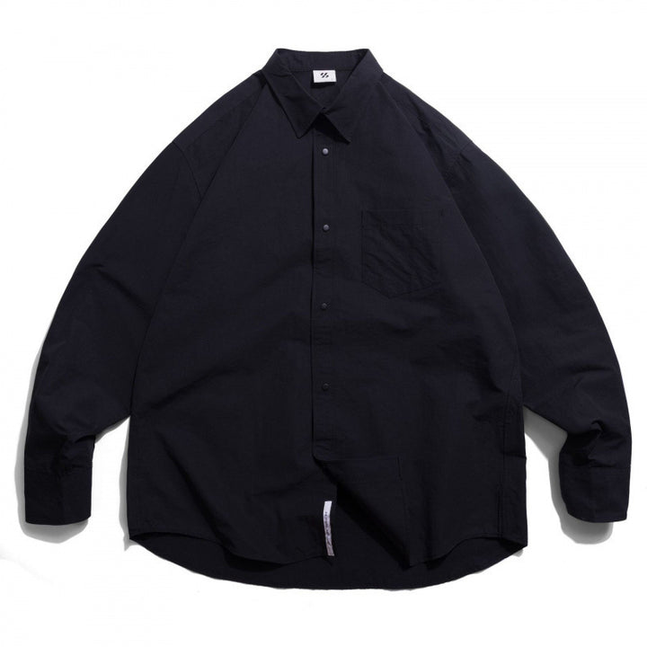 Unisex Oversize Shirt made of lightweight cotton blend with dropped shoulder and chest pocket Amarae
