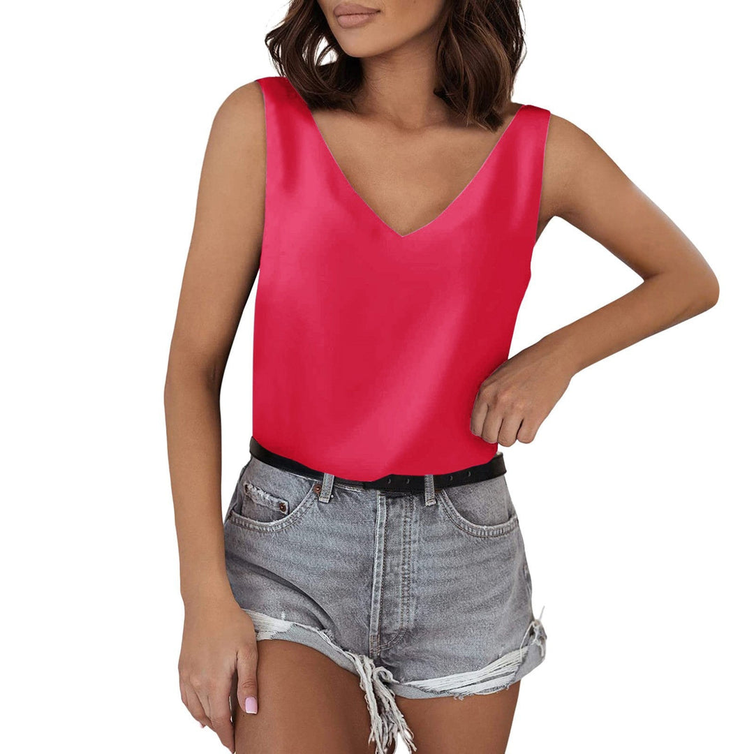 Women's Sleeveless V-Neck Top Made of High-Quality Material Lune London