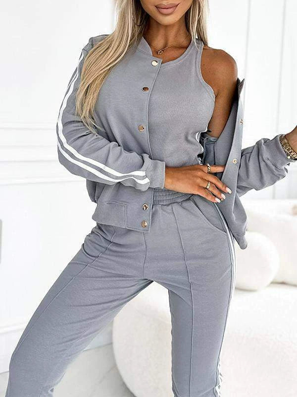 Casual jogging set for ladies with an elegant cut and an elastic waist Lune London