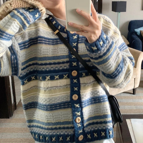 Ladies cardigan with unique pattern Amarae