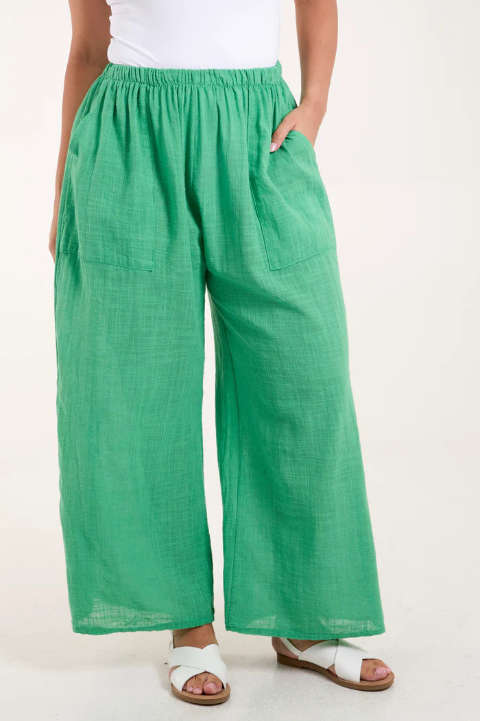 Light chiffon pants for women with elastic waist and practical pockets Lune London