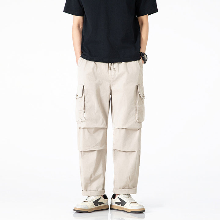 Men's cargo style pants with practical pockets Lune London